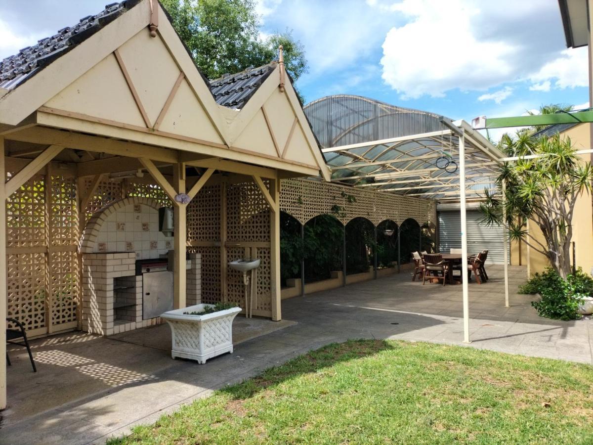 12 Mins To Mel Airport-Good Wood House Leilighet St Albans Eksteriør bilde